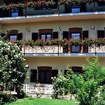 Residenza Del Hotel 3*